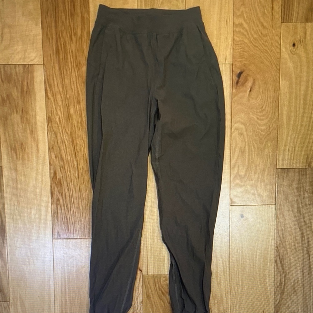 lululemon athletica High-Rise Olive Leggings
